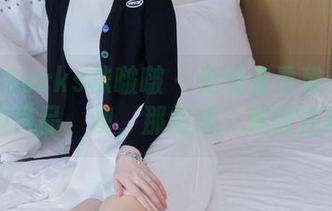 BoBoSocks袜啵啵 - 免费查看稚予连体服的作品，噢，那曲线，藏得住吗？