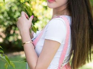 MiStar魅妍社 - 那一抹婚纱，谢芷馨Sindy共享的写真集里，真让我动摇了，直画个问号！