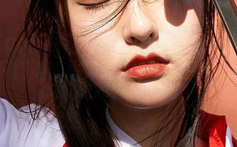 MiiTao蜜桃社 - 缇娜美Tinami在家日常：下载她的居家写真，随便翻翻就乐呵！