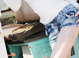 MyGirl美媛馆 - 王馨瑶的白色写真：无圣光赶不走我的好奇心