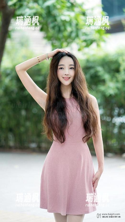 TuiGirl推女郎 - JK写真？不，是眼前这幅夏倪可的魅影图