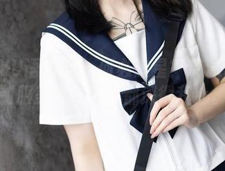 XIAOYU语画界 - 何必追星？奈沐子这组制服美图，照片都深得我心。