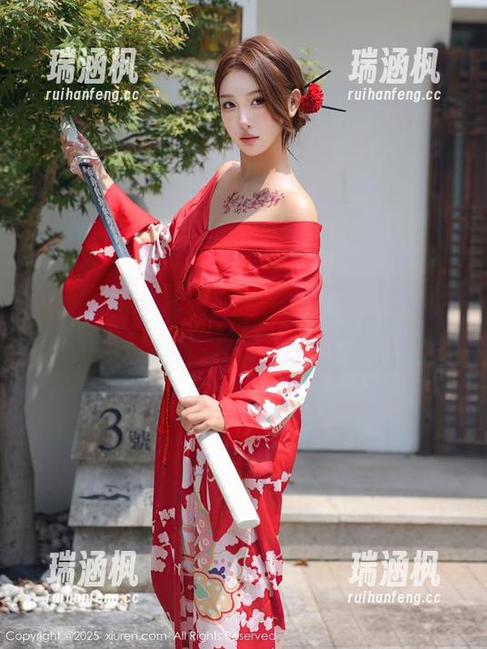 Xiuren秀人网 - 无圣光，Demon瑶瑶教你如何把圣诞拍得完全“不正经”。