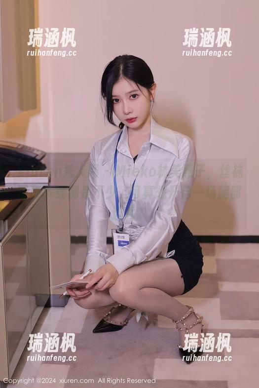 Xiuren秀人网 - Mieko林美惠子，丝袜写真下载倒是不少，可真想开启一场腿部选秀。