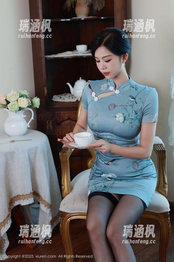 Xiuren秀人网 - 周于希Sally黑色沉默写真集：精选那些不说话时最有内涵的菇凉表情！