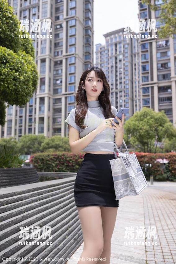 Xiuren秀人网 - 听说小魔女奈奈的护士私拍堪称“神仙作品”，我享受得掉头发