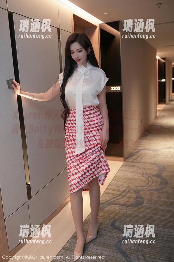 Xiuren秀人网 - 不可思议的无圣光，徐莉芝Botty神奇的女孩图包中每一瞬间都在撩拨我的好奇心，对吧？