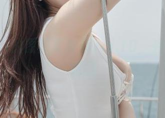 Zzyuri的原图写真集Vol.10，光线的任意门