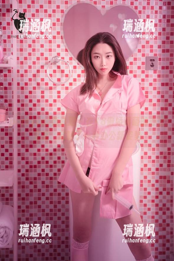 partycat轰趴猫 - 在K8傲娇萌萌的办公室里，定制了一种办公新姿势
