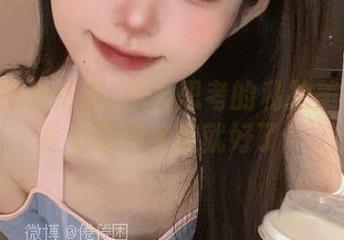 连体衣+倦倦喵=陷入思考的私拍美图…要是灵感突然来就好了！