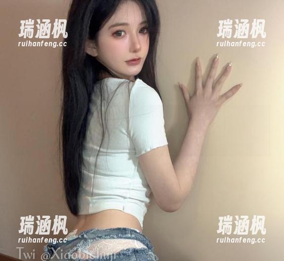 “倦倦喵”又来了！黑丝图到手软，图库最新更新撑爆眼球