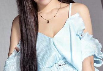 克拉女神 - 在线互动：宋黛展示温柔，看似柔软实则高能