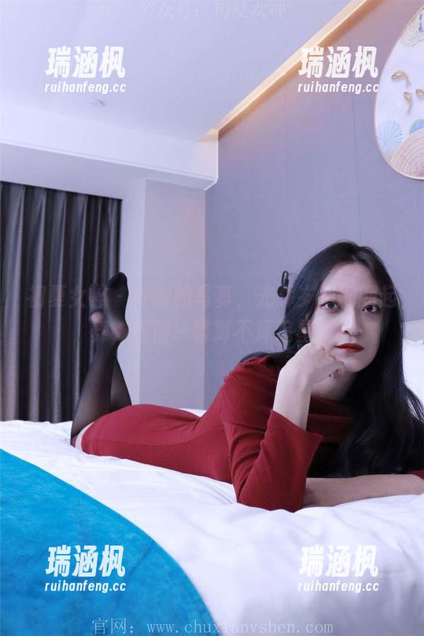 初夏女神 - 安妮的写真，光辉岁月翩翩起舞，随便一瞥算不算追星？