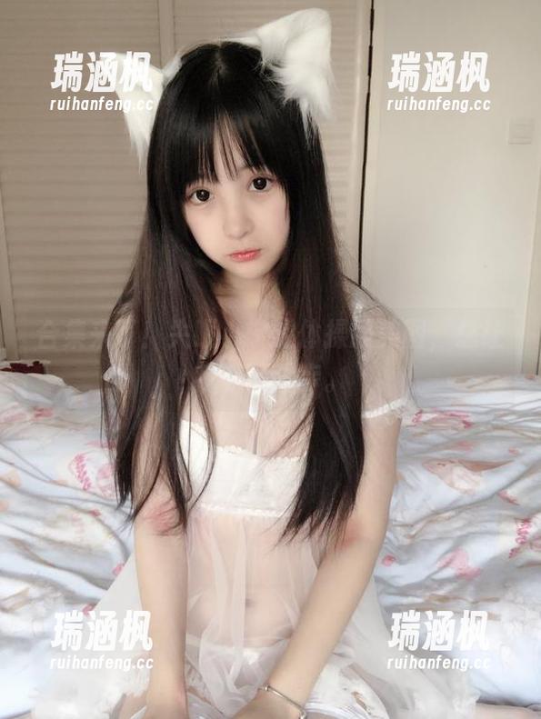 合集来了！失眠小宁的体操服美图，总让我停下脚步。