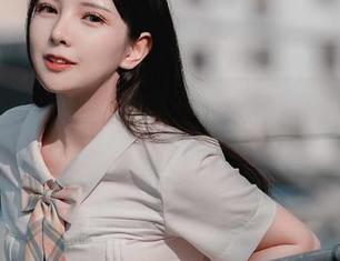 妍子坚不可摧的棉袜私拍大赏，难道是要我们一同入袜？