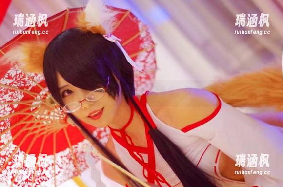 狐与巫女：嫣嫣子图库的新乐章，快来偷瞧！