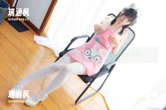 白丝女仆合集，少女秩序全新上线，给你的眼睛放假！