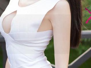 尤果网 - 找到含含的吊带照，那无圣光的瞬间，图片中的氛围让我整个人都迷糊了。