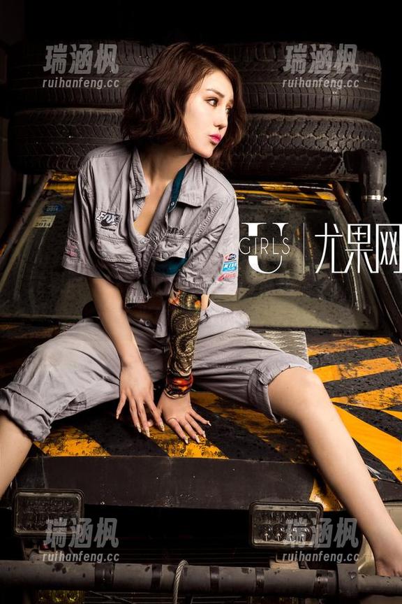 尤果网 - 飞Angelababy女王的新欢：无圣光也能有无敌套图！