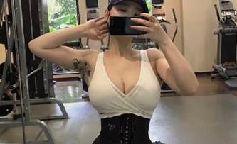 微密圈 - 双倍快乐不止是个口号，全套图包保证让你回味无穷，左公子666真会玩！