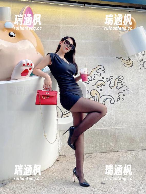 微密圈 - 打卡张老师的私房：当礼服遇上巧妙的镜头