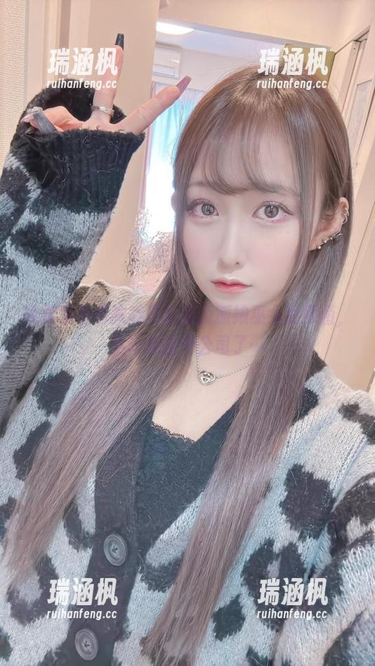 我要是有月城委员会最新狐娘巫女的颜值，估计都能开公司了…