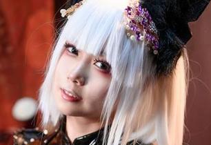 牛牛厨娘黑化，末夜787的cos让人忍不住想多看几眼！
