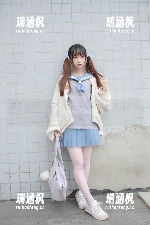 森萝财团 - 再来一遍：吸吸的沙发旗袍美少女观看合集