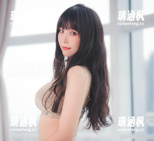 想下载汪知子办公室图？先过我这关