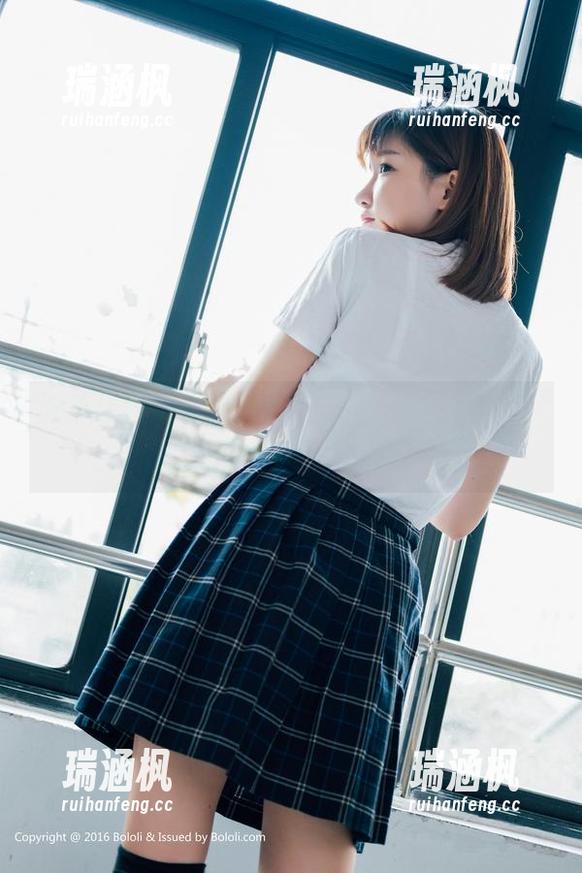 波萝社 - 当女友是K8傲娇萌萌Vivian，私房美图成了心灵的调味品