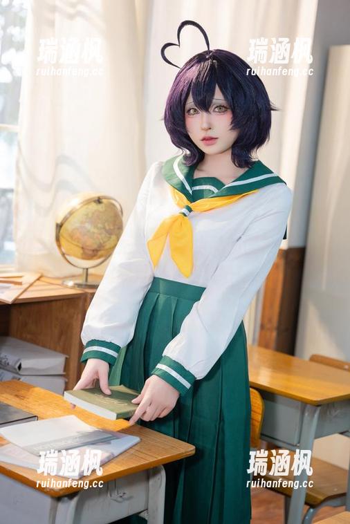 清水由乃 蕾丝裙在田间——清水由乃的图集更新,叫我过得有趣点吧!