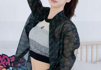 物恋传媒 - 学姐岚岚的私房美图，想给你写个小情书