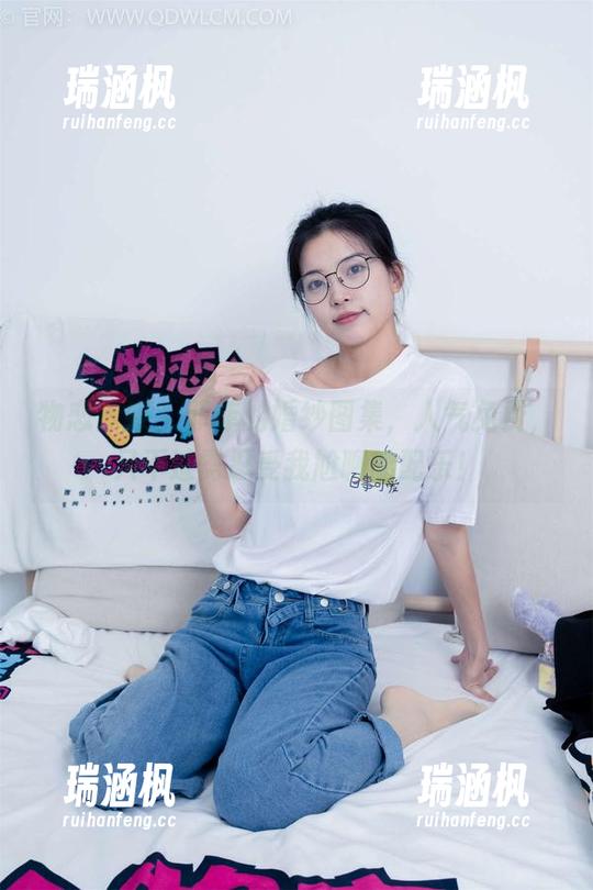 物恋传媒 - 菲菲的婚纱图集，人气免费，只不过需忍受我尬聊的配乐！
