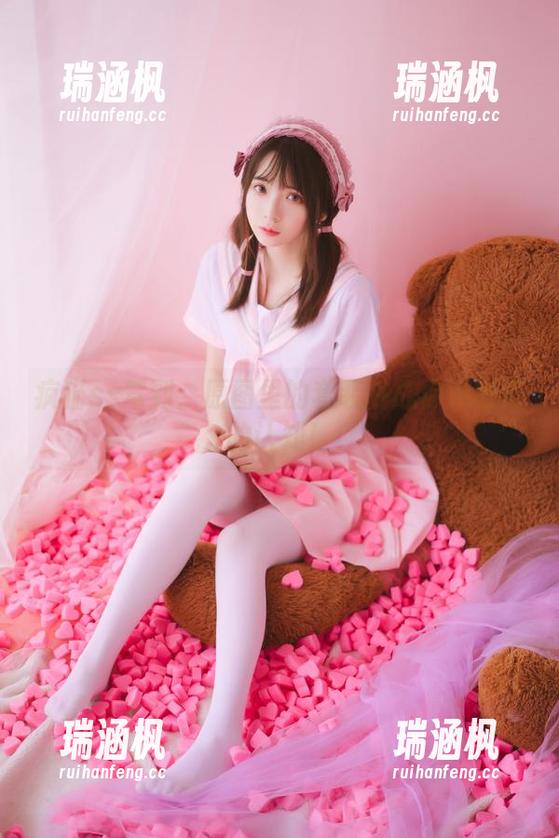疯猫ss驾到：原图里的套装挑战你对时尚的认知！