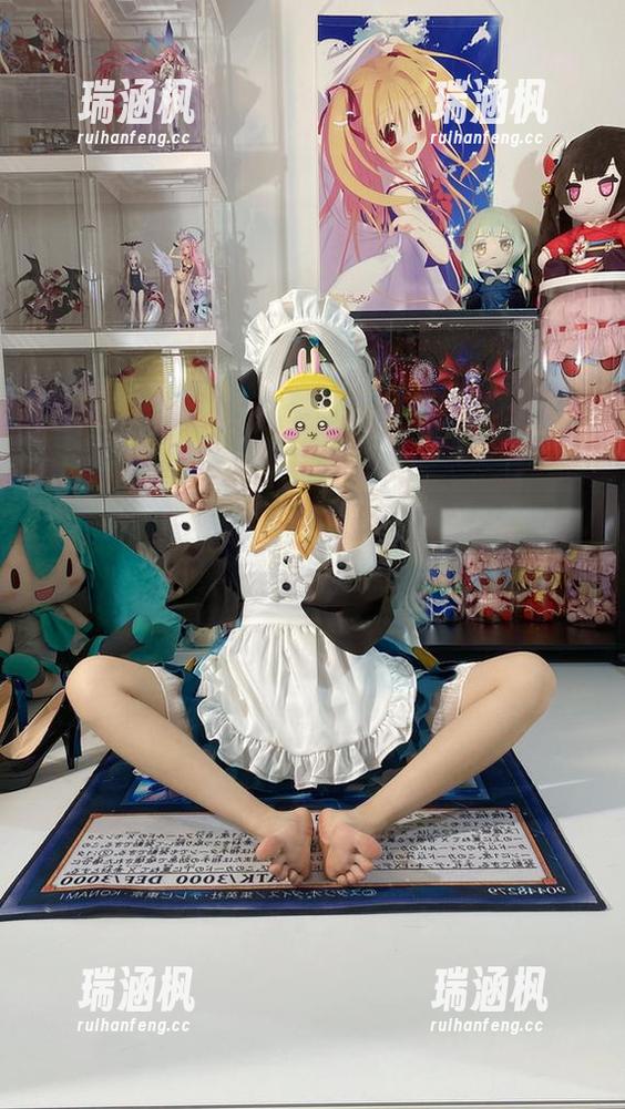 她和她的内衣：白栎Shirly精心挑选的写真集，就在这里！