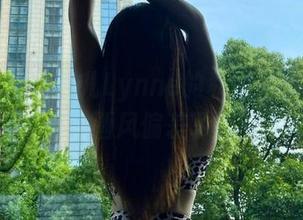 微密圈 - 禅雨儿Lynne的私拍里学妹多了一份灵气，画风偏差了点？哈哈！