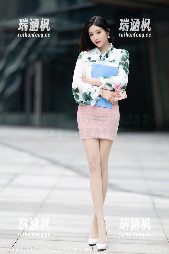 秀人网 - 周jojobaby的杂乱美图合集——这套装还能更有个性吗？
