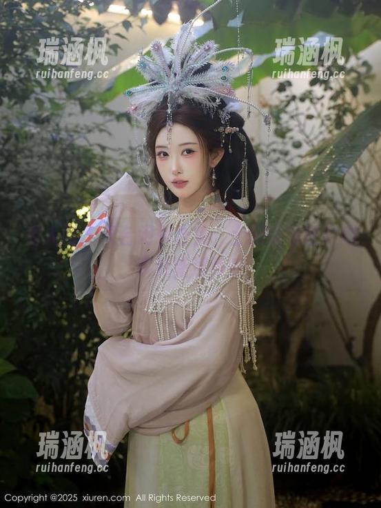 秀人网 - 天台闲聊合集，土肥圆矮挫穷趣事更新逐步来