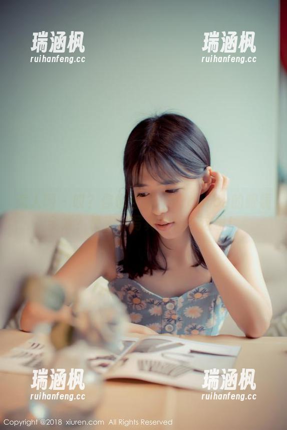 秀人网 - 哎？你也想看媃柔rourou的眼镜全集？快来，写真就摆在这里！