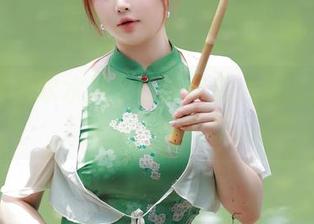 秀人网 - 水水姐的粉色风暴：美图合集让人想要一探究竟。
