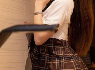 秀人网 - 高清写真：甜白酱的和服大闹天宫，红色跟我走！