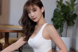 秀人网 - 陆萱萱cecillia的浴室定制写真，碰撞出怎样的小火花？
