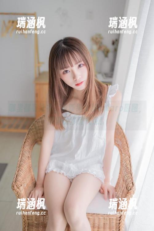 哪里都有泳衣，最新绮太郎kitaro原图，满满的沙滩气息！