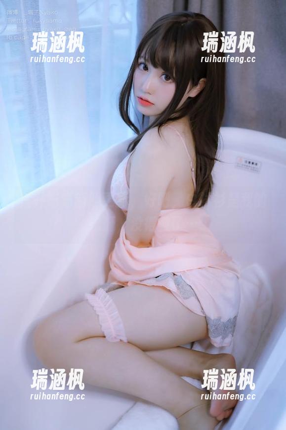 荒井喵喵新照更新，好吧，白衬衫是我的软肝，没得救了…
