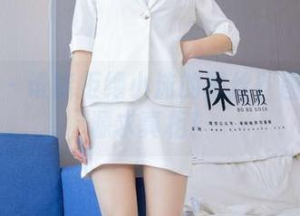 袜啵啵 - 谁能拒绝小沫的黑丝？图片和资源求真相！