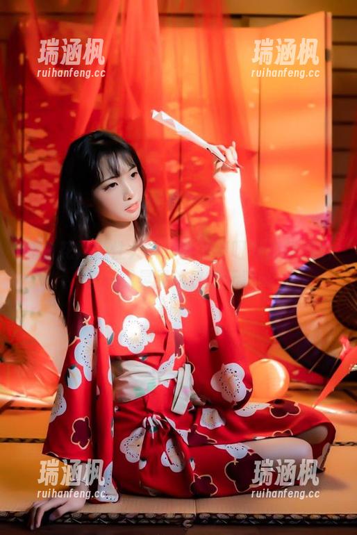 纯白花嫁随性入境，西呱呀呀呀的精选给你一棵晃晃悠悠的元素树