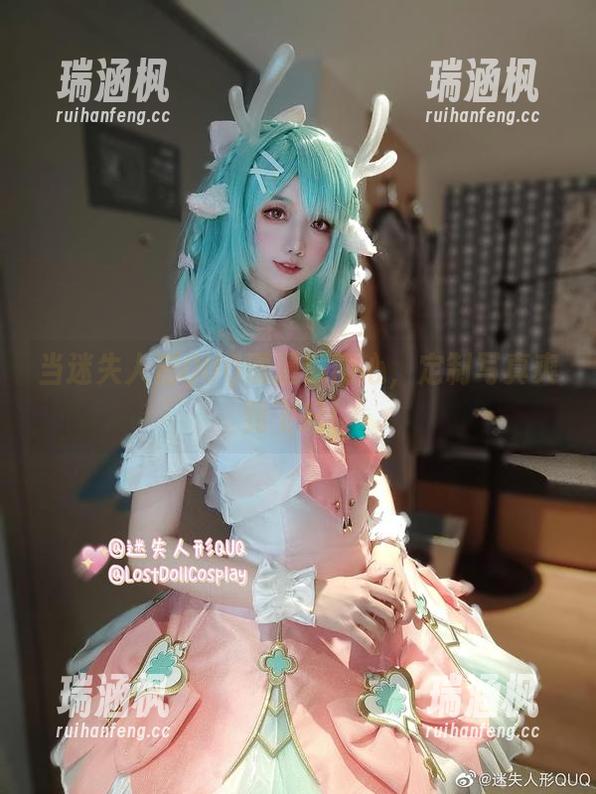 迷失人形QUQ 当迷失人形QUQ遭遇紫雨心,定制写真爽到飞起!