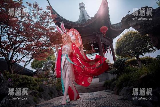 露儿大魔王 露儿大魔王的吊带,果然轻松一夏,唉,快来下载!