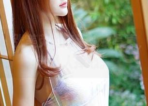 青豆客 - 张美荧的高清奶牛写真，艳压群芳让人捧心。