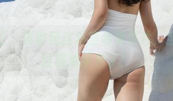 魅妍社 - 黄歆苑这浴室合集照片，全家浴缸被她承包了！